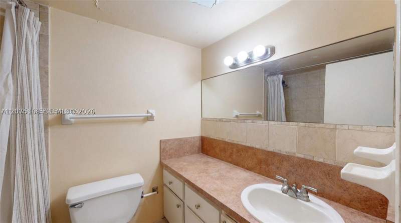 0 bedroom Condominium at 1000 West Ave 215, Mirador 1000 Condo, Miami Beach — photo 3