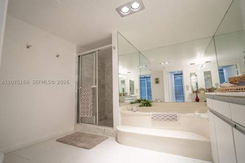 9 Island Ave 1806, Miami Beach FL - photo 14 of 57