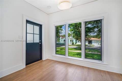 829 Genoa St, Coral Gables FL - photo 6 of 20