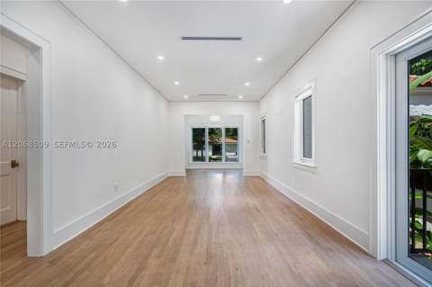 829 Genoa St, Coral Gables FL - photo 8 of 20