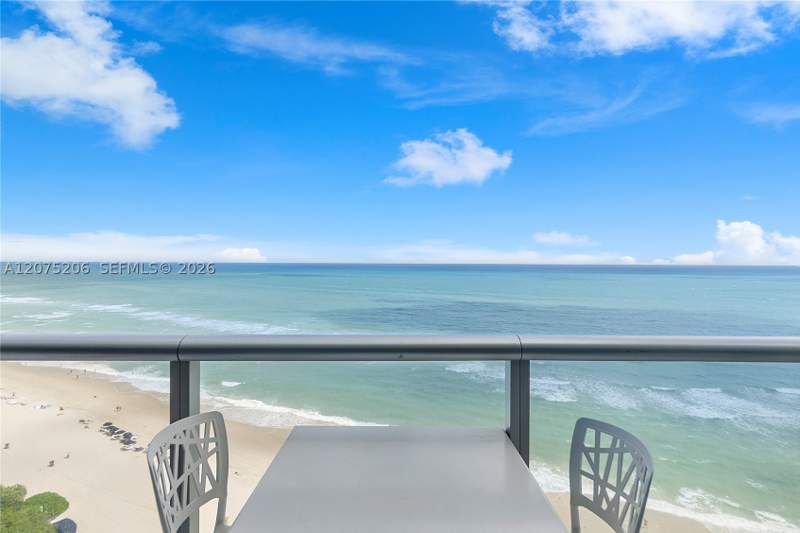 1 bedroom Condominium at 17001 Collins Ave 1703, Jade Beach Condo, Sunny Isles Beach — photo 5