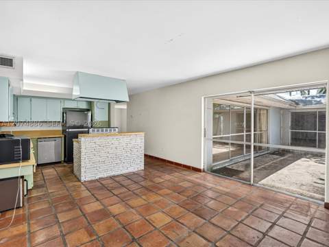 5710 SW 89th Ave, Miami FL - photo 24 of 55