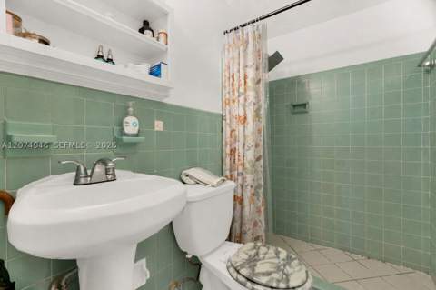 7840 Harding Ave 1, Miami Beach FL - photo 23 of 29