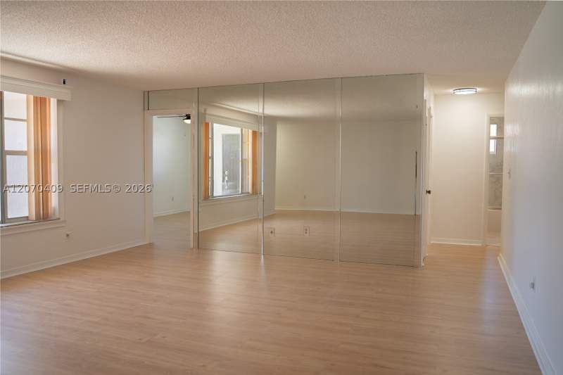 4 bedroom SingleFamilyResidence at 20200 SW 90th Ave Rd, Old Cutler Cove, Cutler Bay — photo 4