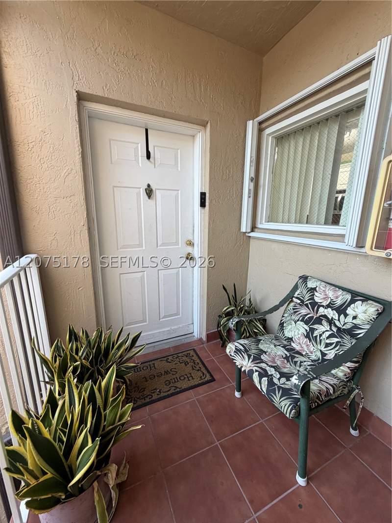 3 bedroom Condominium at 15771 SW 137th Ave 201, Villa Encantada Condo No, Miami — photo 2