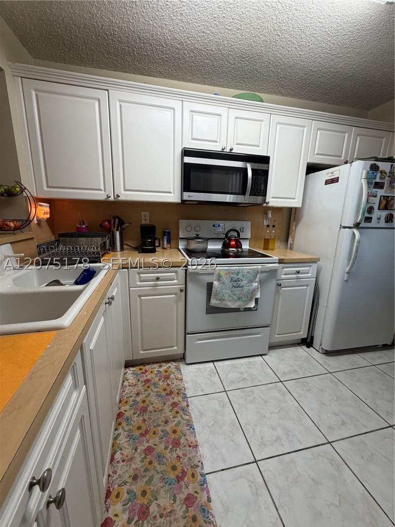 3 bedroom Condominium at 15771 SW 137th Ave 201, Villa Encantada Condo No, Miami — photo 4