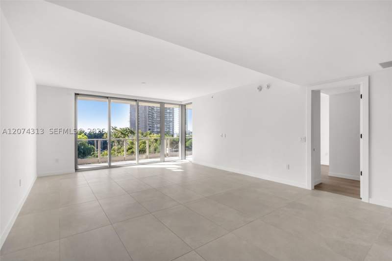 3 bedroom Condominium at 2200 Brickell ave 416, 2200 Brickell, Miami — photo 3