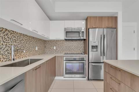 5300 Paseo Blvd 1807, Doral FL - photo 13 of 37