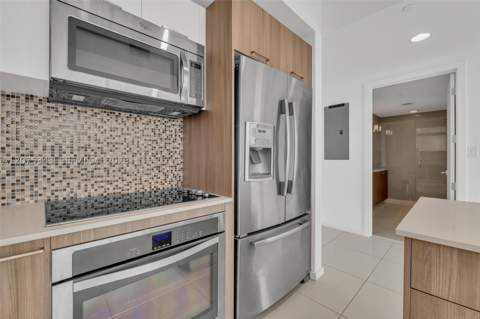 5300 Paseo Blvd 1807, Doral FL - photo 16 of 37