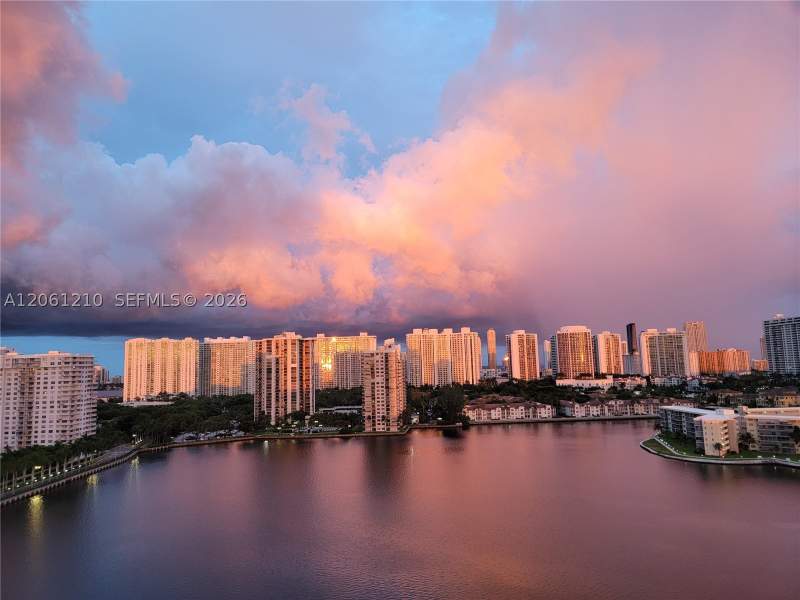2 bedroom Condominium at 18081 Biscayne Blvd Boat Slip & Unit 1805, Del Prado Condo, Aventura — photo 2