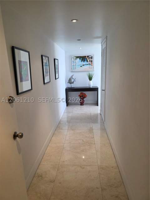 18081 Biscayne Blvd Boat Slip & Unit 1805, Aventura FL - photo 23 of 45