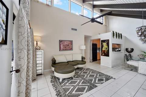 7762 SW 99th St, Miami FL - photo 6 of 35