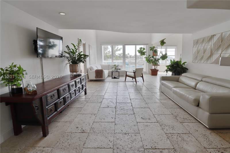 2 bedroom Condominium at 6770 Indian Creek Dr Te, Aquasol Condo, Miami Beach — photo 4