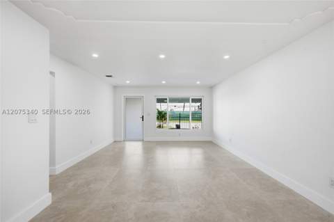 275 W 13th St, Hialeah FL - photo 13 of 49
