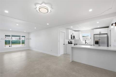 275 W 13th St, Hialeah FL - photo 14 of 49