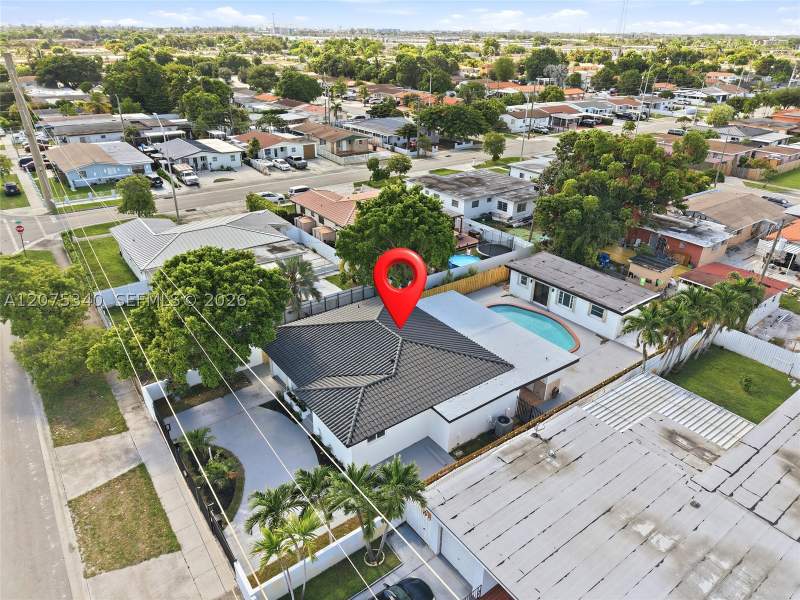 3 bedroom SingleFamilyResidence at 275 W 13th St, Hialeah 2nd Studio Addn, Hialeah — photo 2