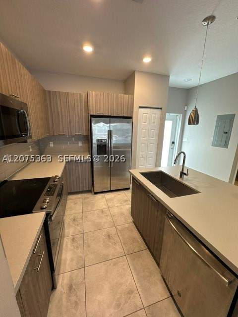 4700 NW 84th Ave 31, Doral FL - photo 8 of 30