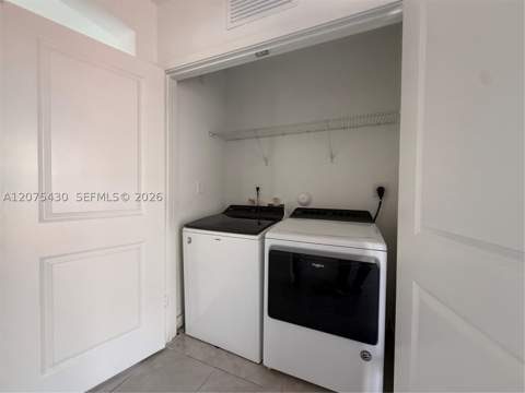 488 NE 5th Ter, Florida City FL - photo 13 of 23