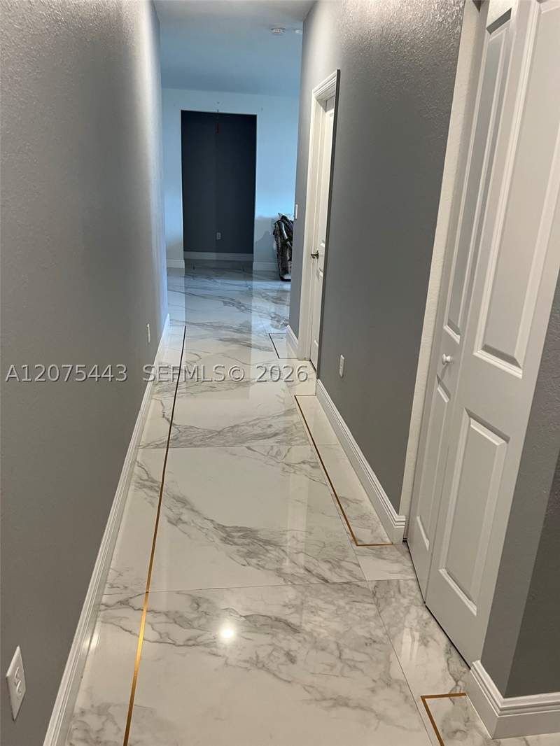 5 bedroom SingleFamilyResidence at 21230 SW 127th Pl, Siena North, Miami — photo 4