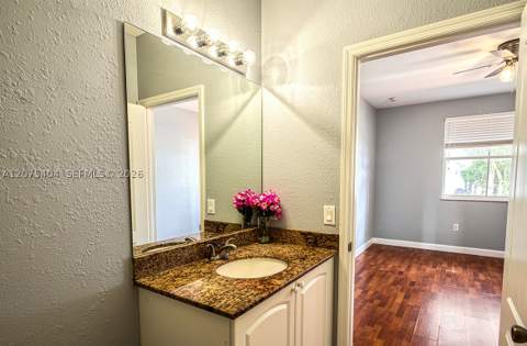 2908 SE 17th Ave 202, Homestead FL - photo 11 of 17