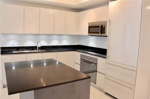 1010 Brickell Ave 2009, Miami FL - photo 16 of 24