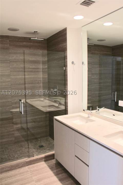 1010 Brickell Ave 2009, Miami FL - photo 18 of 24