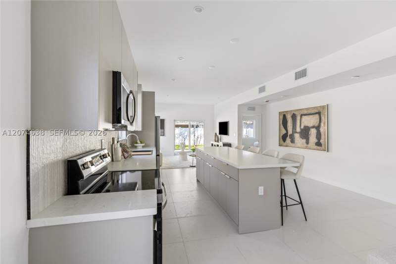 5 bedroom SingleFamilyResidence at 5735 SW 4th St, Westlawn Corrected Pl, Miami — photo 5