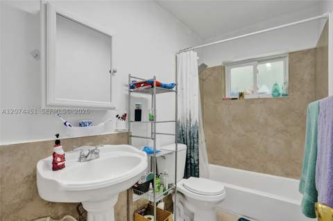 2 NE 160th St, Miami FL - photo 22 of 53