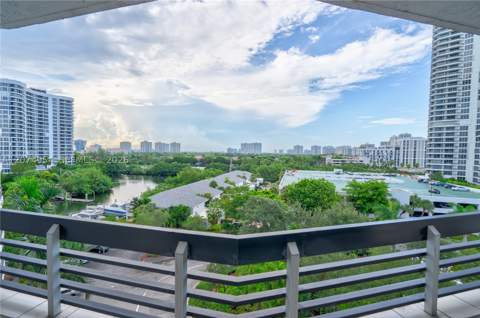 3530 Mystic Pointe Dr 808, Aventura FL - photo 14 of 41