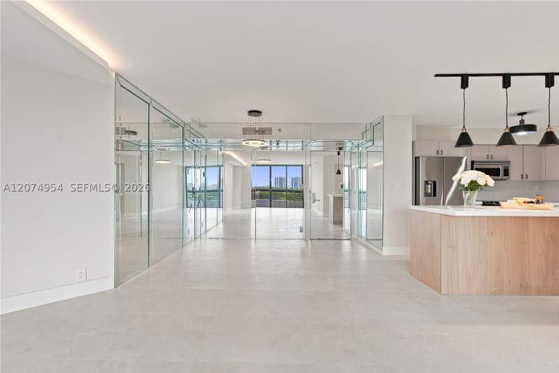 2 bedroom Condominium at 3530 Mystic Pointe Dr 808, Mystic Pointe Tower 500, Aventura — photo 3