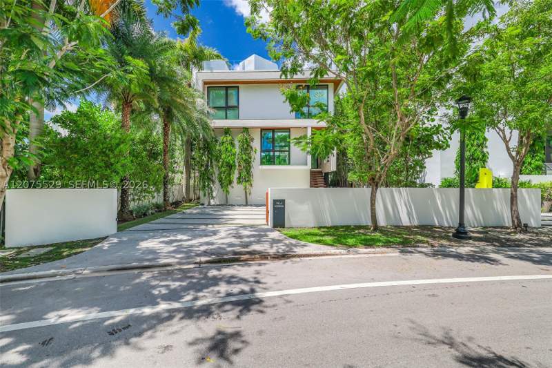 3 bedroom SingleFamilyResidence at 288 Palm Ave, Riviera 1st & 2nd Addn Am, Miami Beach — photo 2