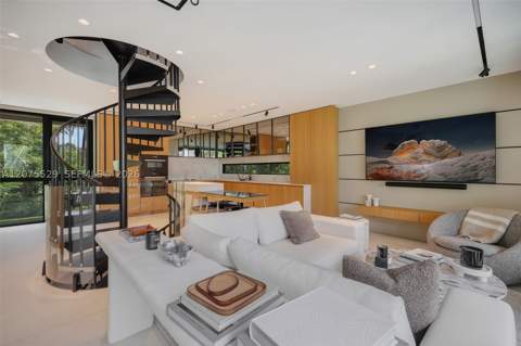288 Palm Ave, Miami Beach FL - photo 6 of 22