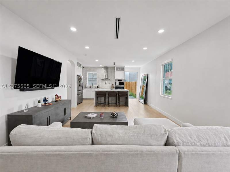 3 bedroom Townhouse at 13837 SW 273rd Ter, Riverside At Bisc Natl Pk, Homestead — photo 3