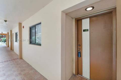 8420 SW 133rd Ave Rd 105, Miami FL - photo 23 of 25