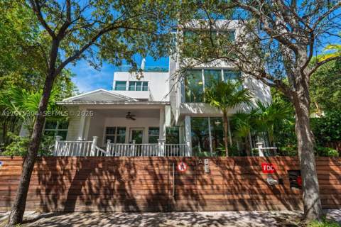 234 Washington Ave A, Miami Beach FL - photo 20 of 25