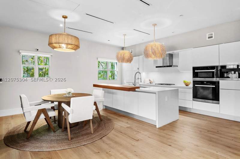 3 bedroom Townhouse at 234 Washington Ave A, Ocean Beach Addn No 3 Pb 2, Miami Beach — photo 5