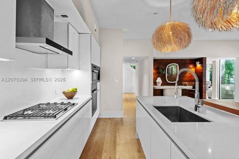 234 Washington Ave A, Miami Beach FL - photo 6 of 25