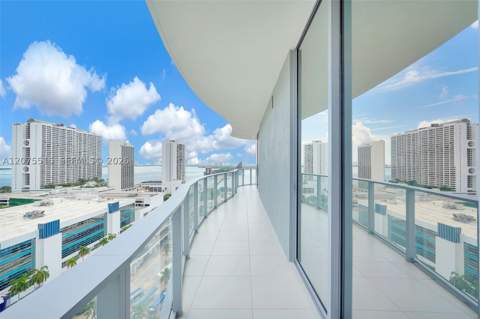 1400 Biscayne Blvd 1706, Miami FL - photo 17 of 39