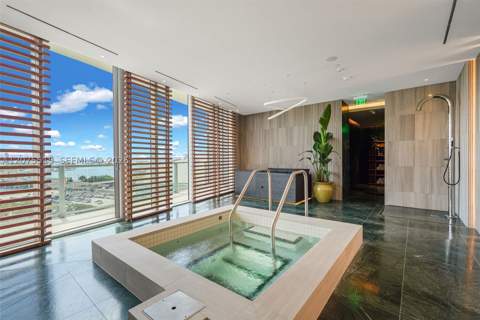 1400 Biscayne Blvd 1706, Miami FL - photo 21 of 39