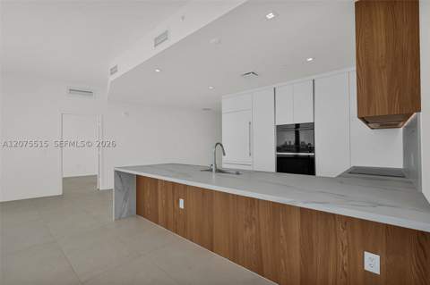 1400 Biscayne Blvd 1706, Miami FL - photo 7 of 39