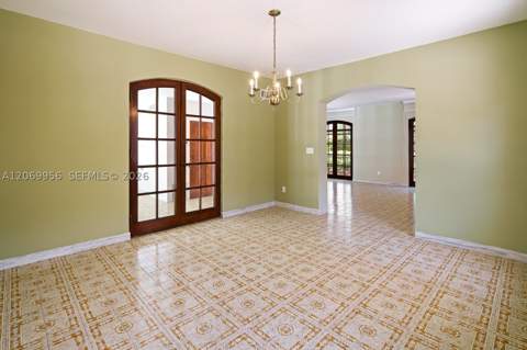 4128 Pinta Ct, Coral Gables FL - photo 8 of 21