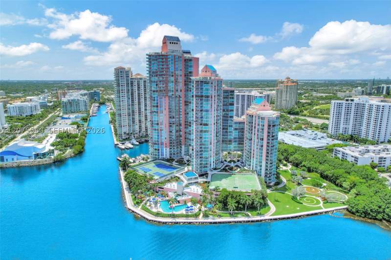 2 bedroom Condominium at 3370 Hidden Bay Dr 815, 100 Hidden Bay Condo, Aventura — photo 5