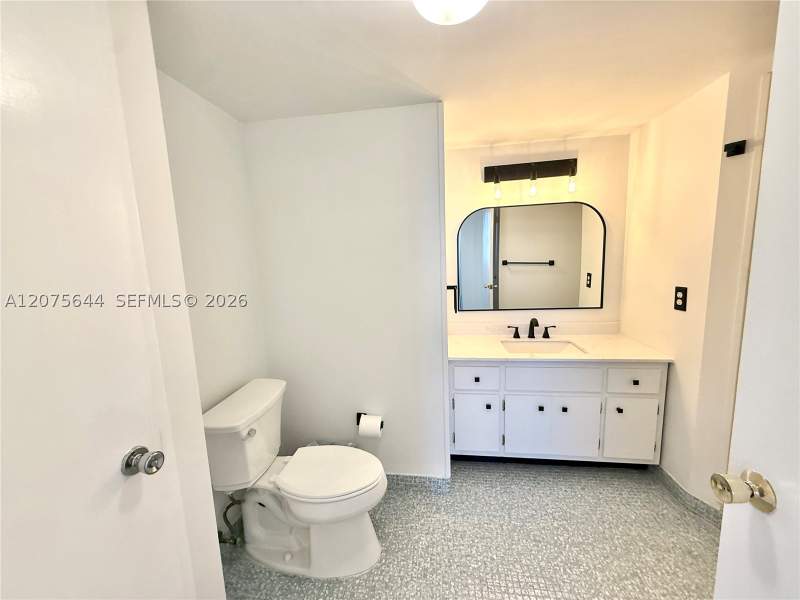 2 bedroom Condominium at 1351 NE Miami Gardens Dr 626E, BUCKLEY TOWERS CONDO - EA, Miami — photo 1