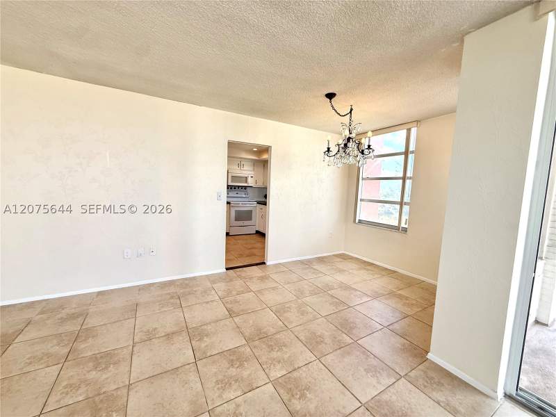 2 bedroom Condominium at 1351 NE Miami Gardens Dr 626E, BUCKLEY TOWERS CONDO - EA, Miami — photo 5
