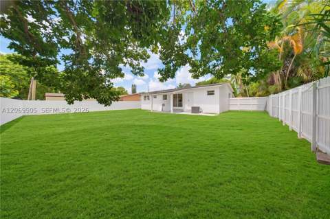 2200 NW 110th St, Miami FL - photo 11 of 38