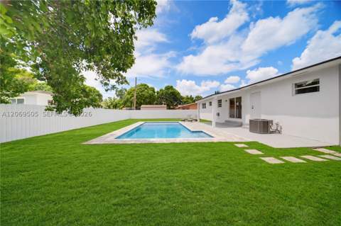 2200 NW 110th St, Miami FL - photo 13 of 38