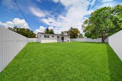 2200 NW 110th St, Miami FL - photo 14 of 38