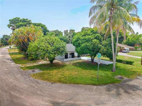 2200 NW 110th St, Miami FL - photo 17 of 38