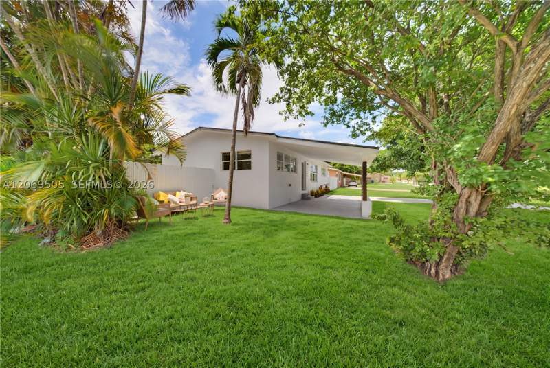 3 bedroom SingleFamilyResidence at 2200 NW 110th St, GOLF PARK SEC 2 REV, Miami — photo 2