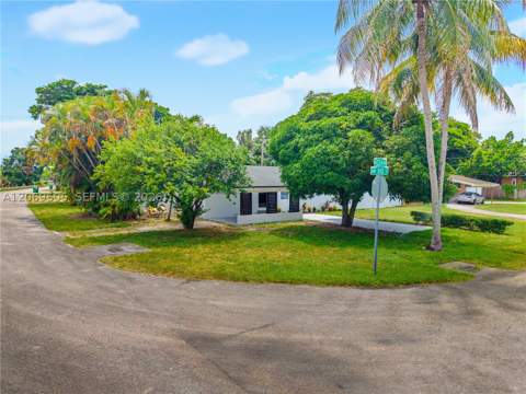 2200 NW 110th St, Miami FL - photo 6 of 38
